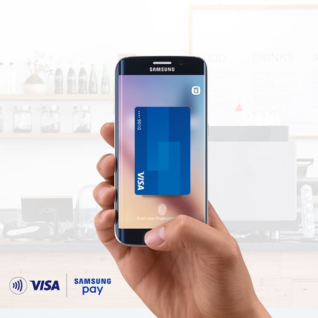Phone in hand with the possibility of Samsung Pay